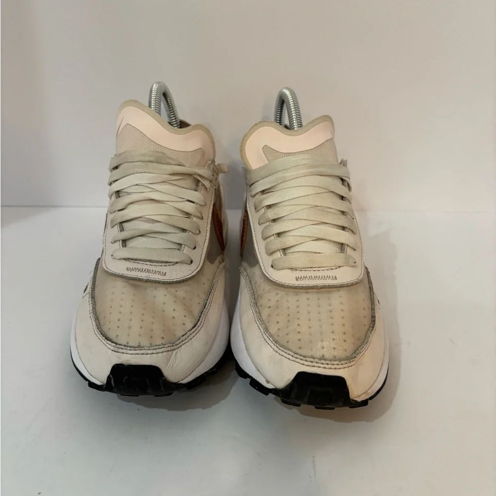 Nike waffle one size 7